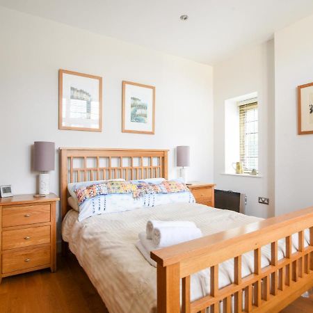 3 Coram Tower Apartment Lyme Regis Exterior foto
