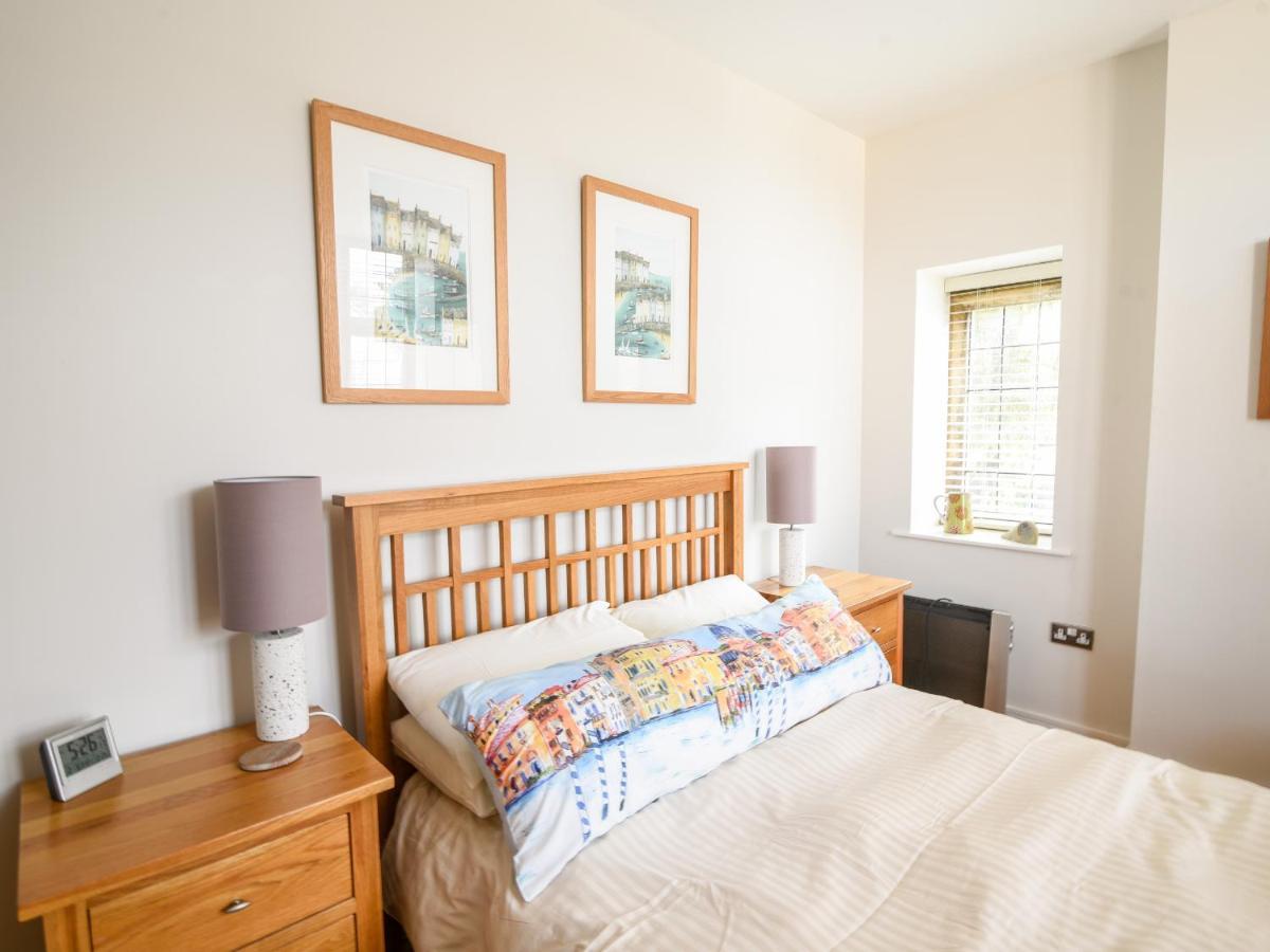 3 Coram Tower Apartment Lyme Regis Exterior foto